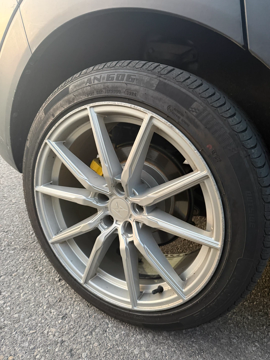 19 inch alloy - photo 2