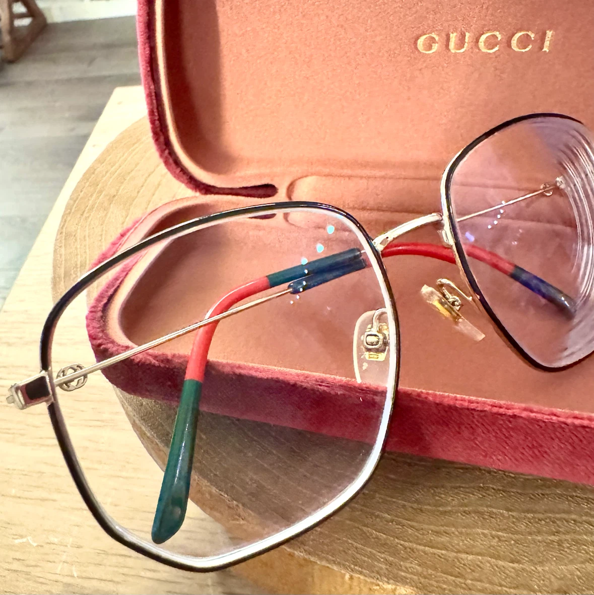 Gucci Black & Gold Frame Oversized Eyeglass Frame (GG03960) - photo 3