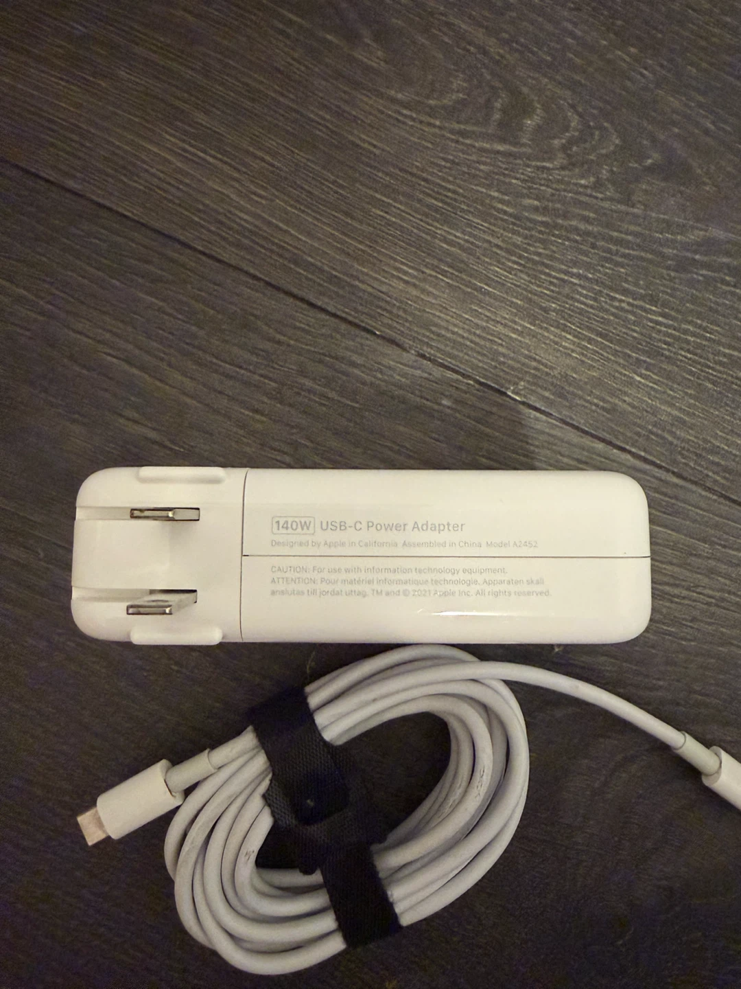Apple 140W USB-C Power Adapter A2452 - photo 2