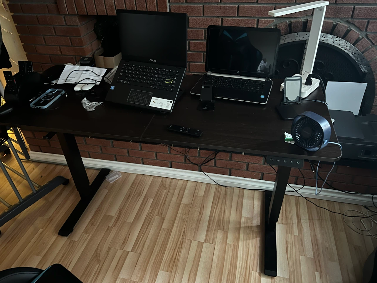 Adjustable Standing Desk with control panel