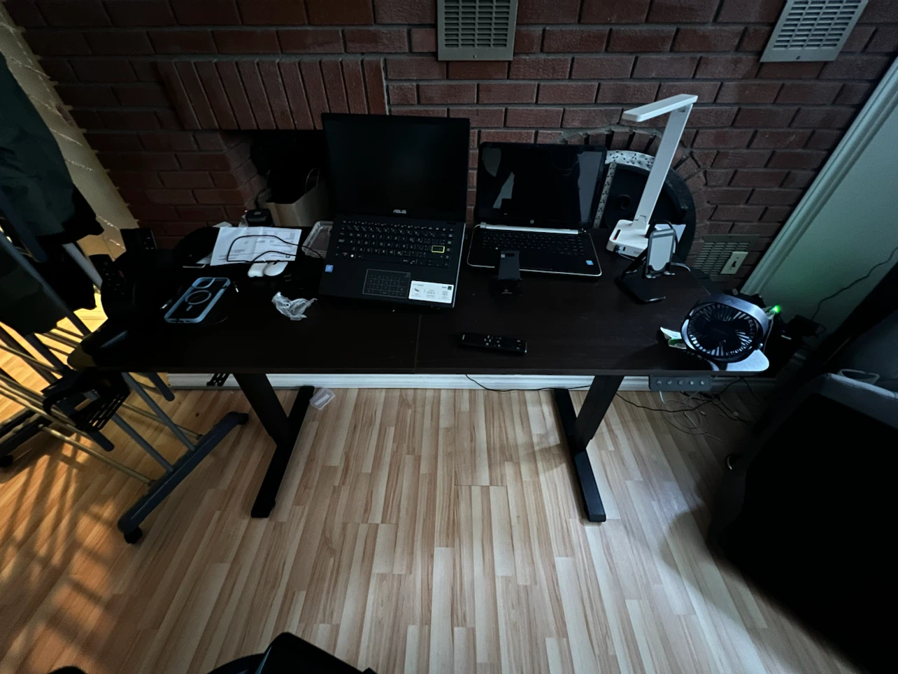 Adjustable Standing Desk with control panel - photo 2