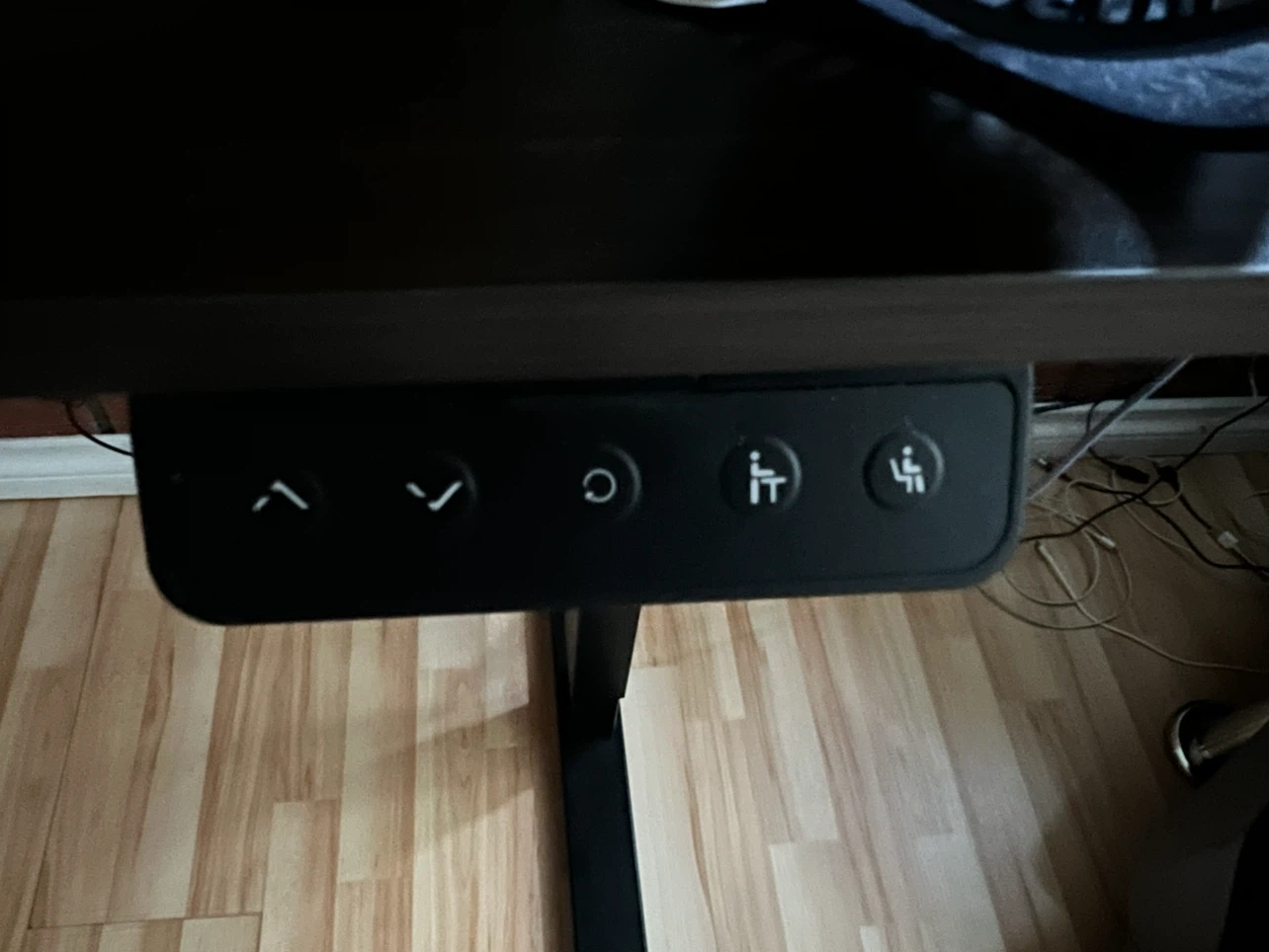 Adjustable Standing Desk with control panel - photo 4