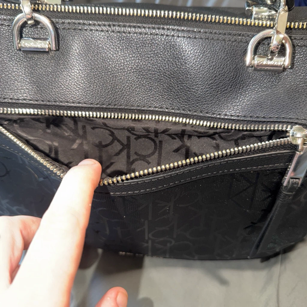 Calvin Klein Black Monogram Tote Bag - photo 3