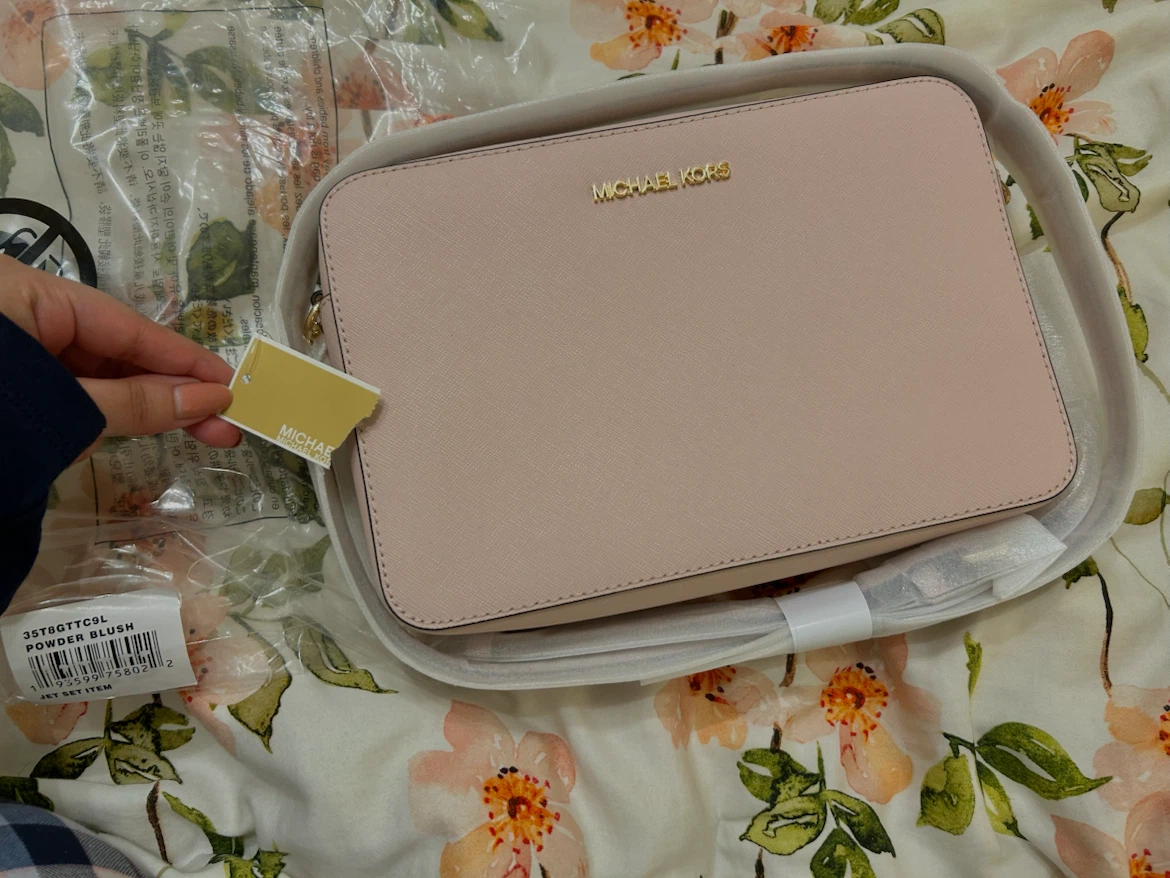 Michael Kors Jet Set Bag - brand new