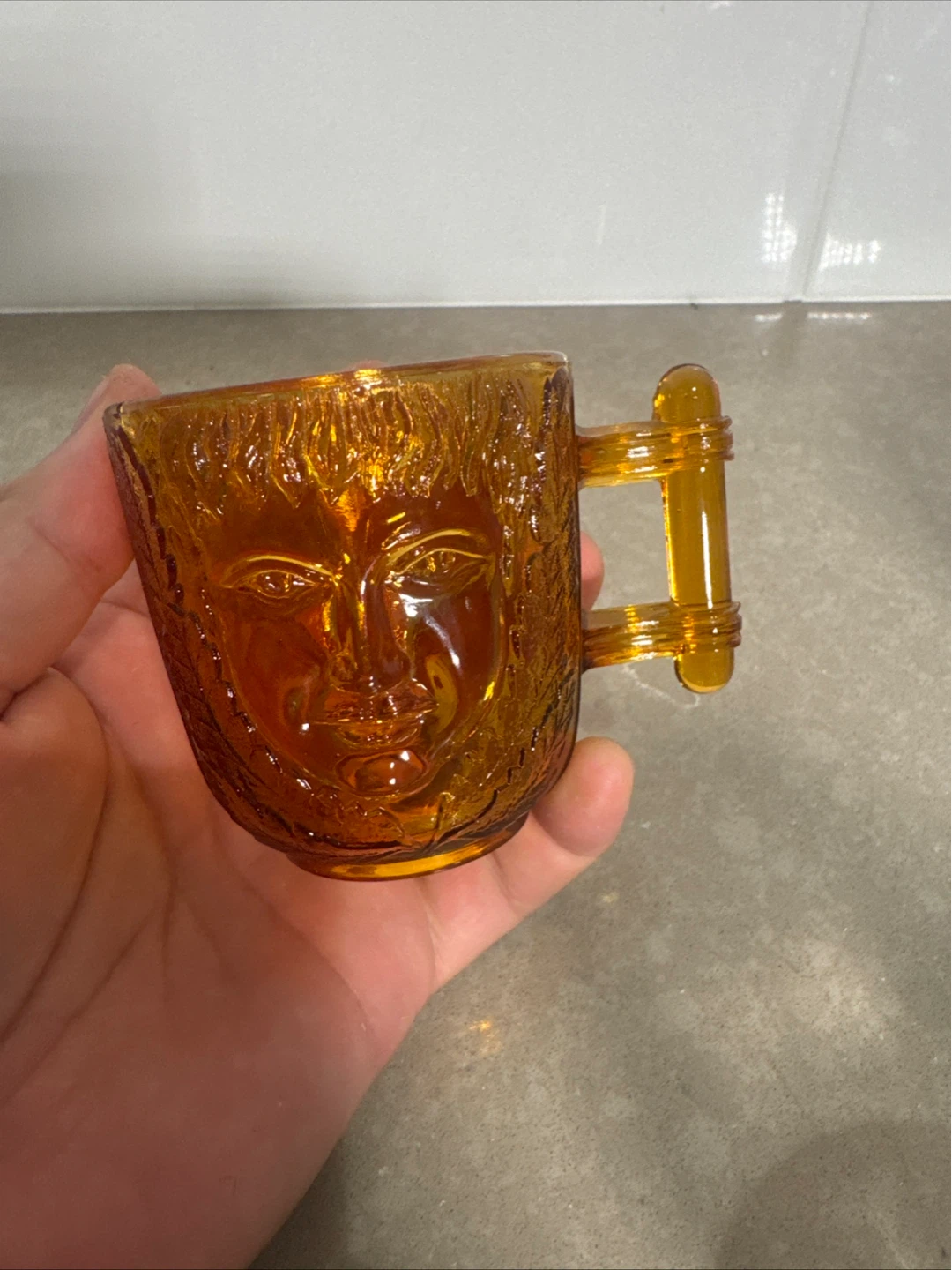 Lot 3 Amber Glass Face Mug - photo 2
