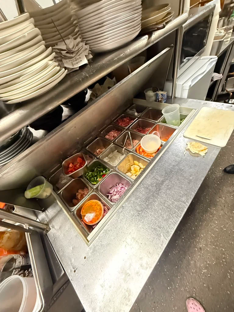 Grindstone Commercial Refrigerated Prep Table - photo 5