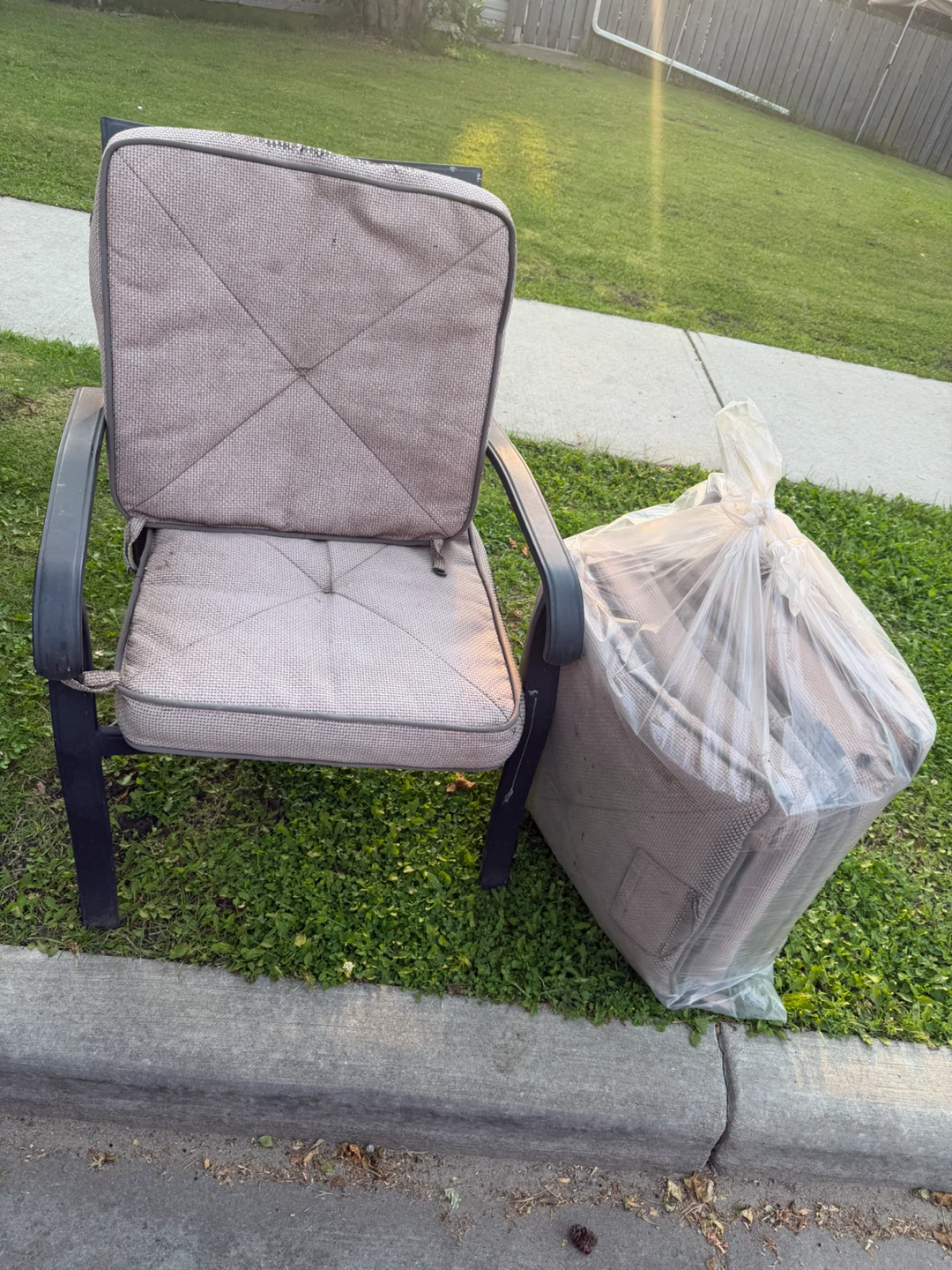 Outdoor Patio Chair Cushion Set