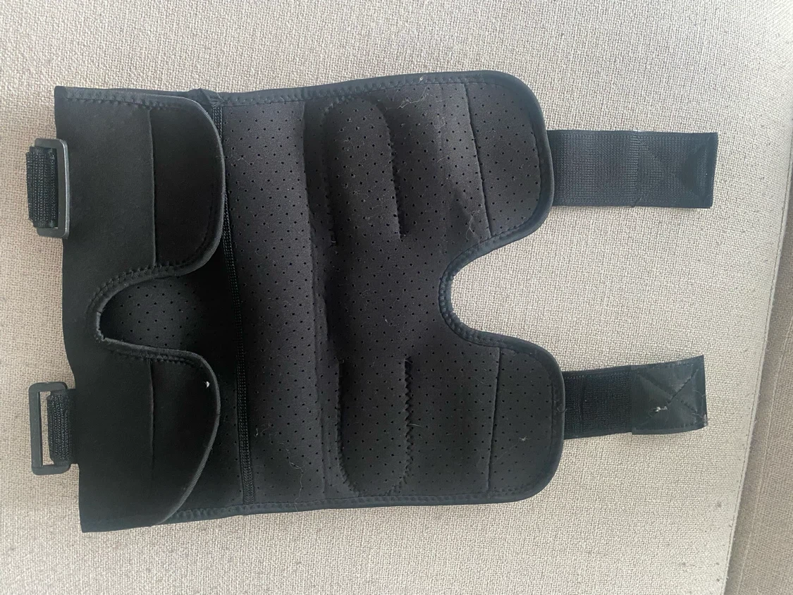 Knee Brace with Hinges - Size M