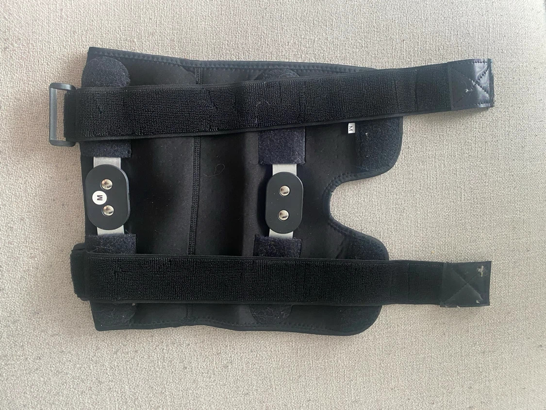 Knee Brace with Hinges - Size M - photo 2