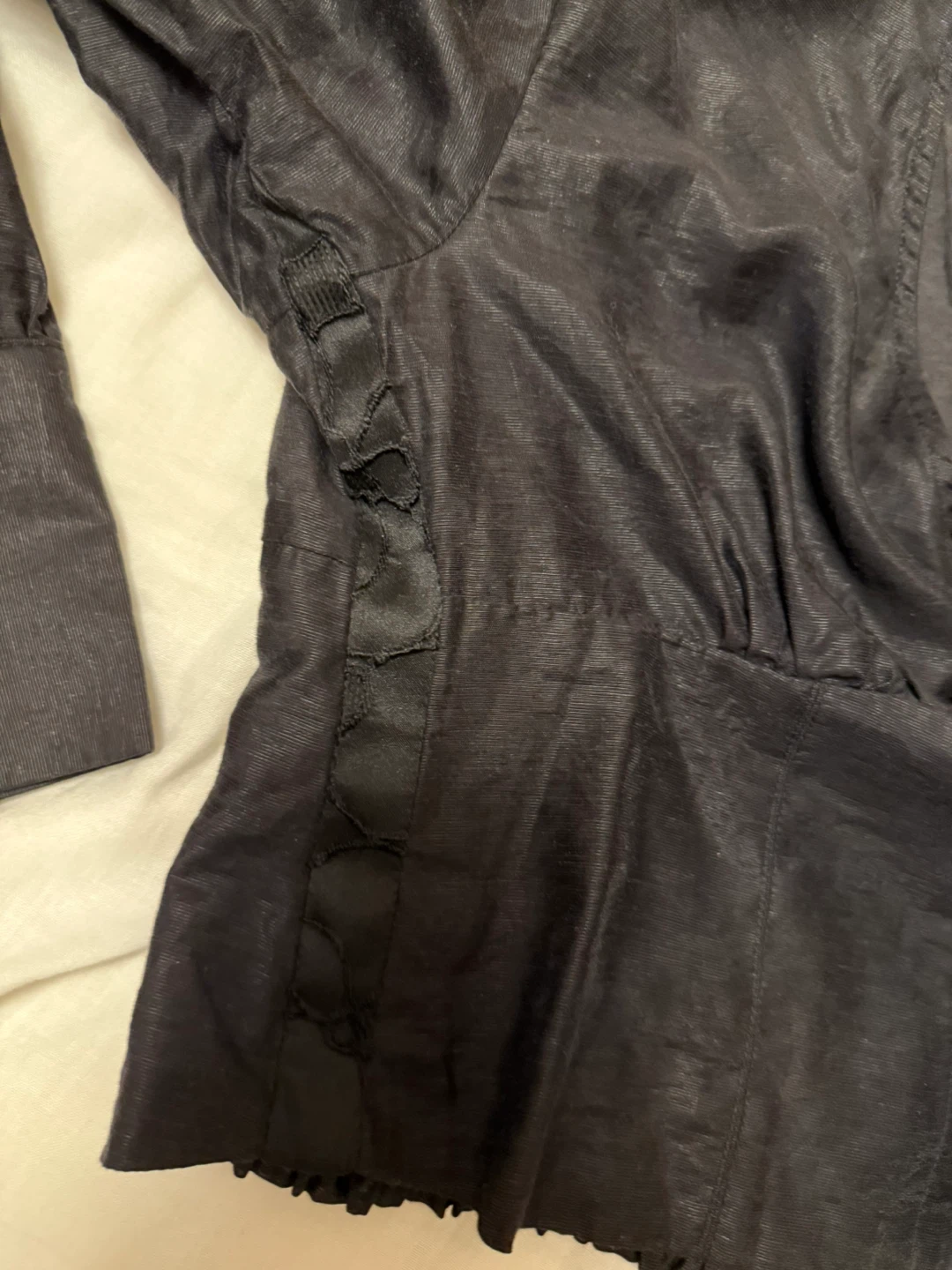 Icone by simons black v neck top - photo 5