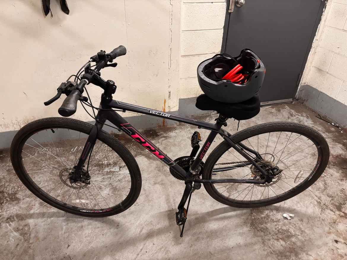 CCM Vector 700C Road Bike – 21-Speed – Aluminum Frame - photo 2