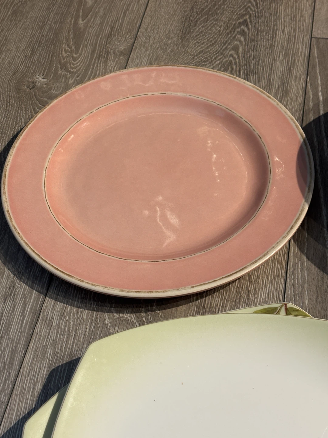 Square Plates with Magnolia Design - photo 3