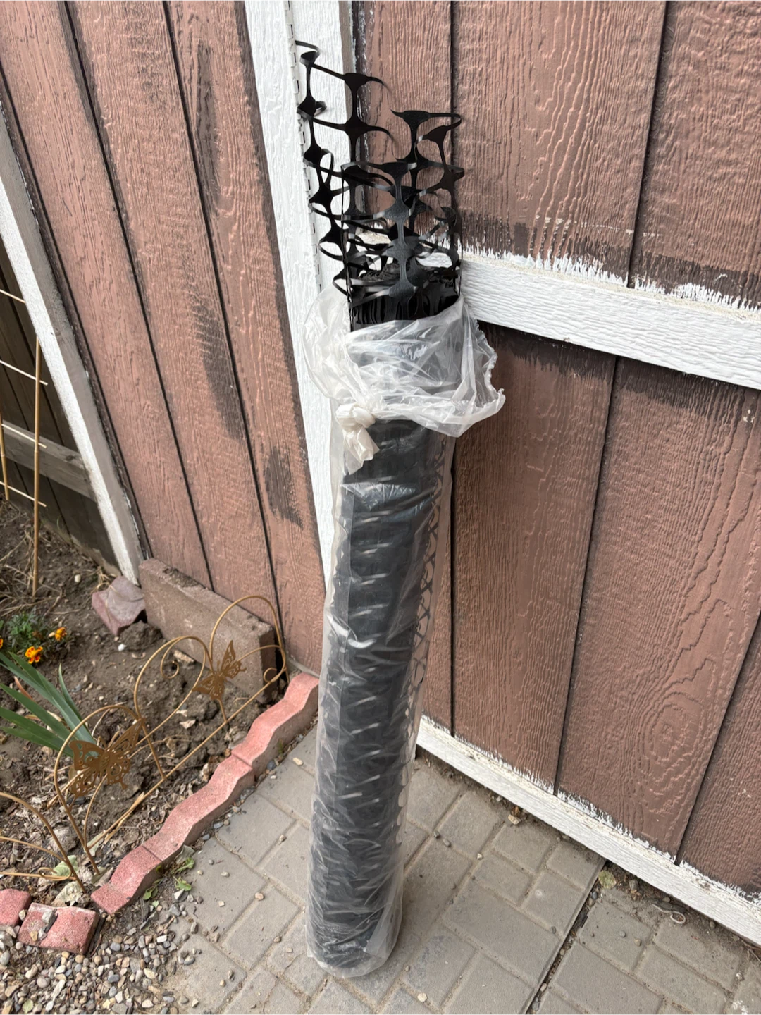 Black Plastic Garden Netting Roll
