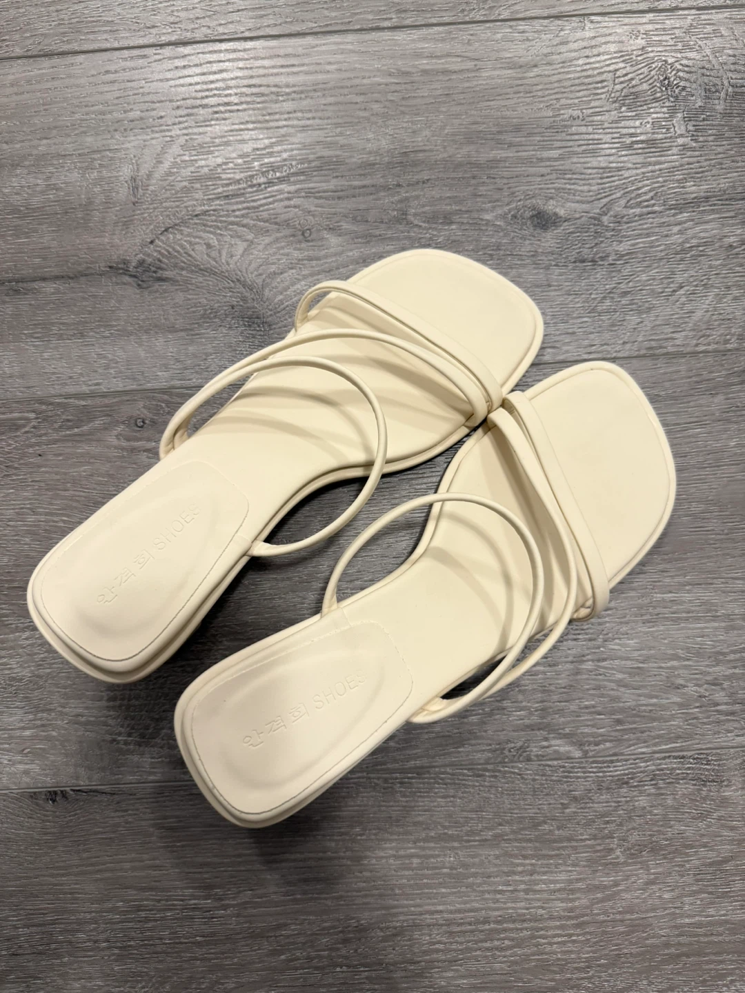 NEW Cream Strappy Block Heel Sandals US 7.5 - photo 2