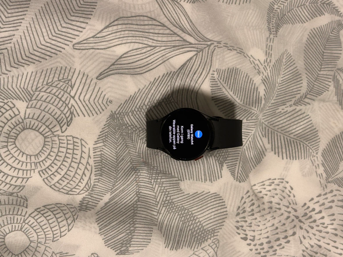 Samsung Galaxy Watch 4 - photo 2