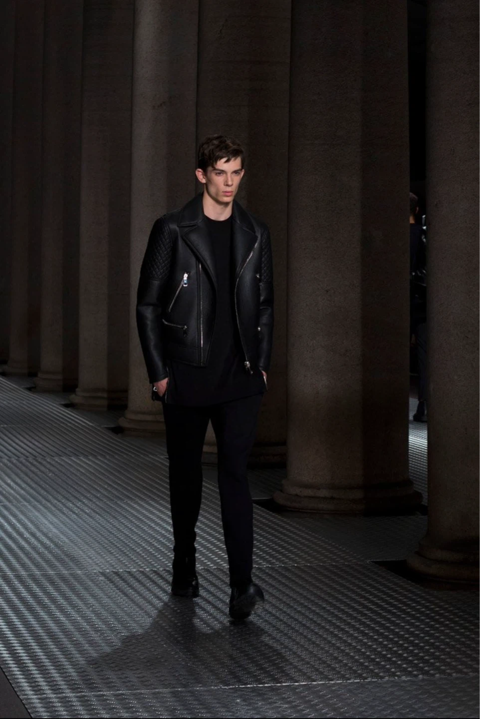 Neil Barrett SS15 Quilted Shoulder Leather Biker Jacket - photo 2