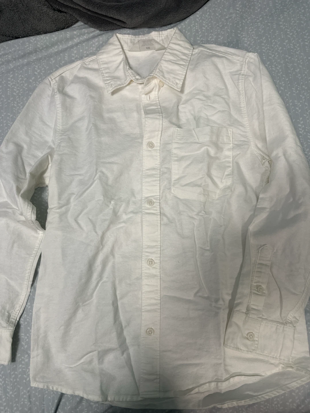 H&M White Button-Up Shirt