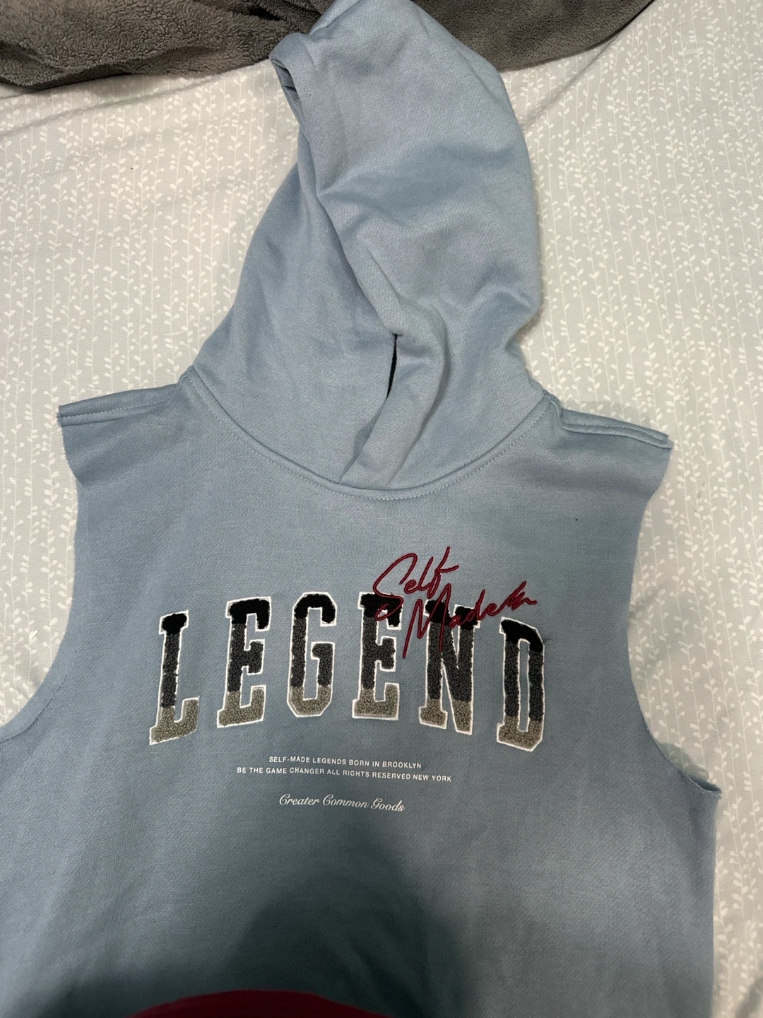 Sleeveless Hoodie "Legend"