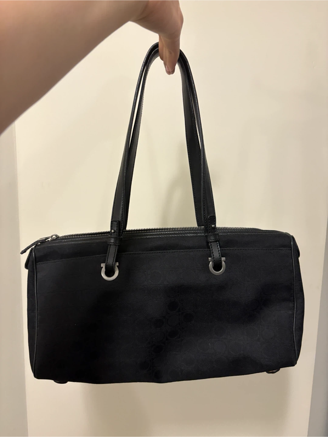 Salvatore Ferragamo Black Gancini Shoulder Bag - photo 5