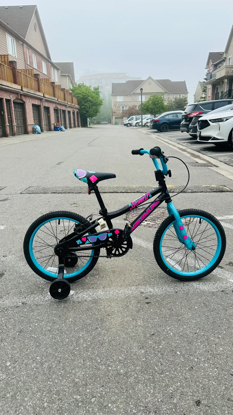 Kids Bicycle – Like New, Rarely Used!