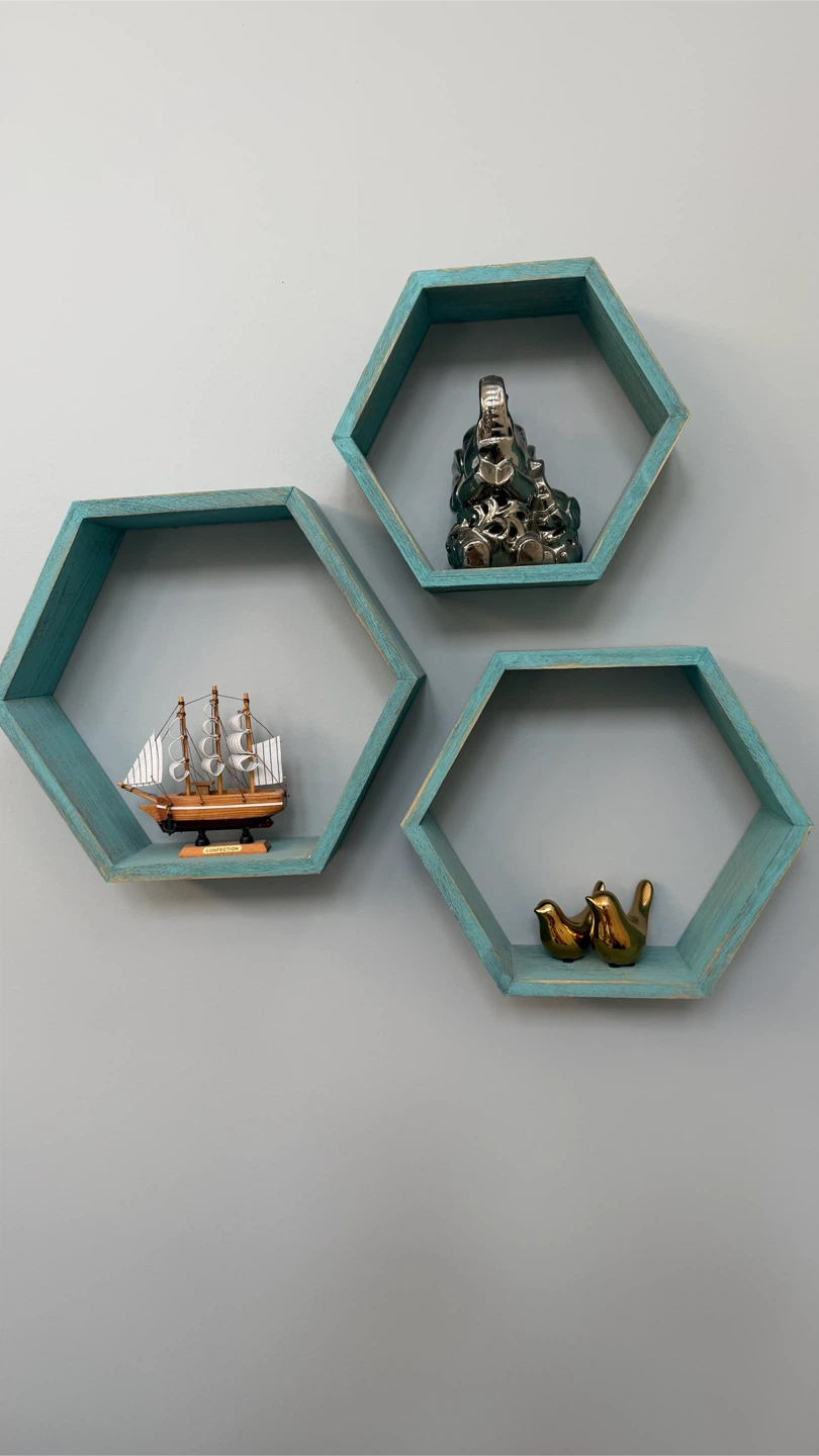 Wooden wall shelves - photo 3