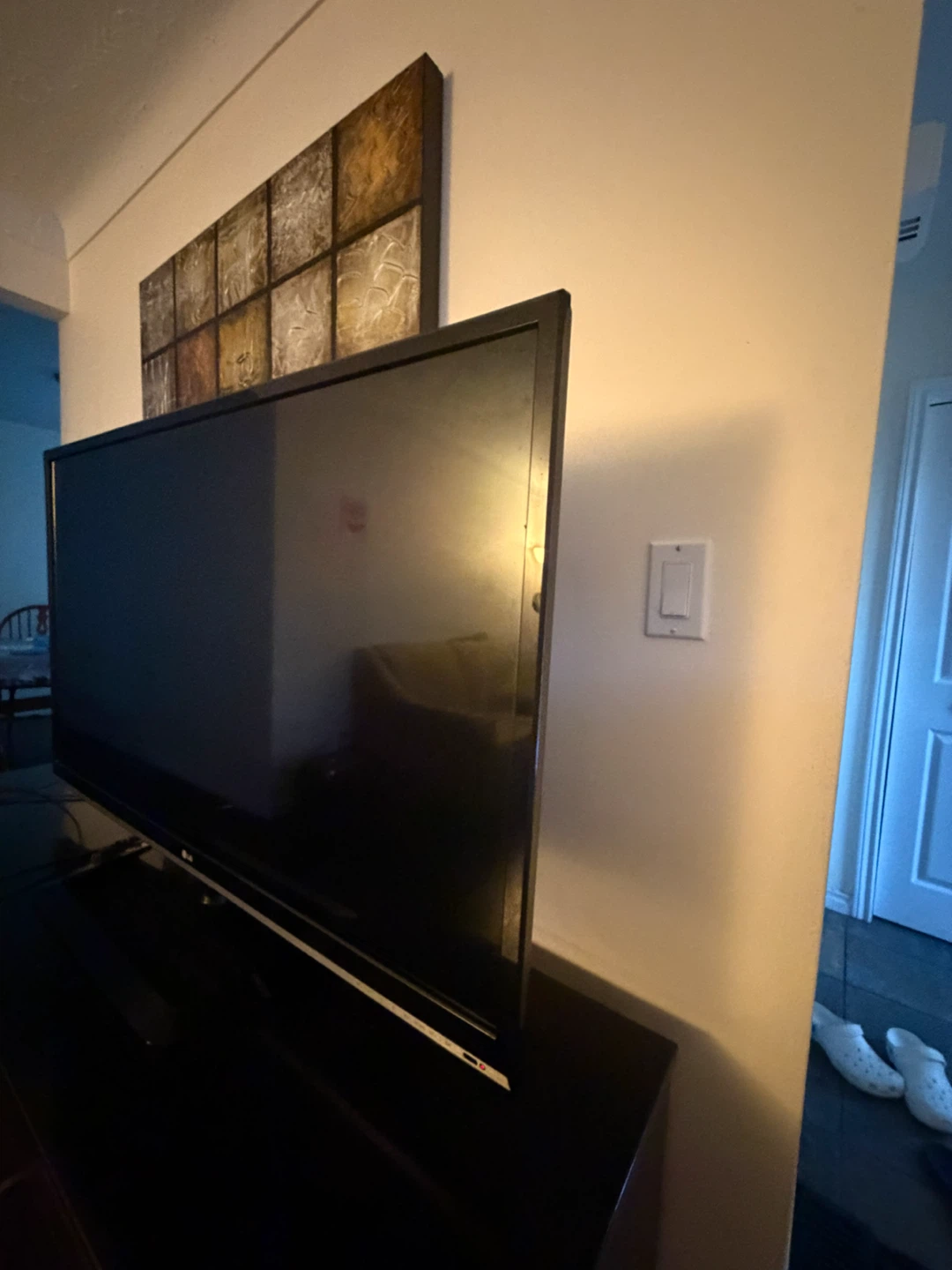 LG 50” Flat Screen TV with Remote - photo 3