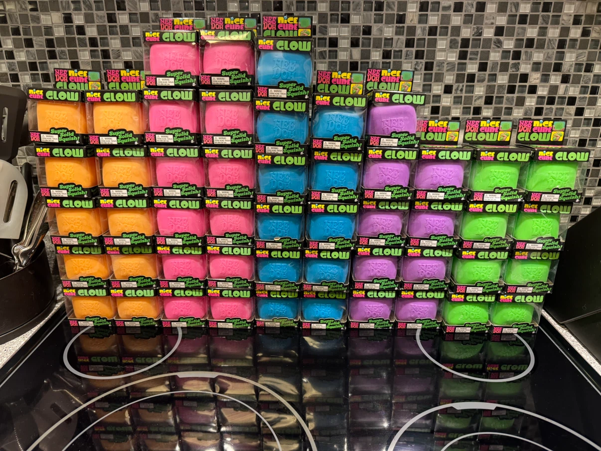 Needoh Glow Nice Cube