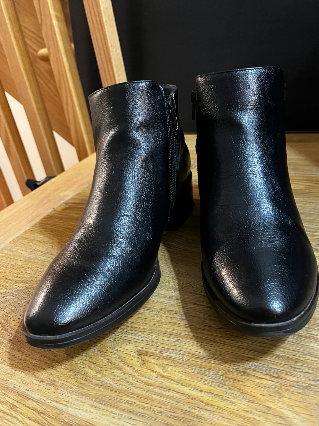 Baretraps Black Ankle Boots Size 8 1/2M - photo 4