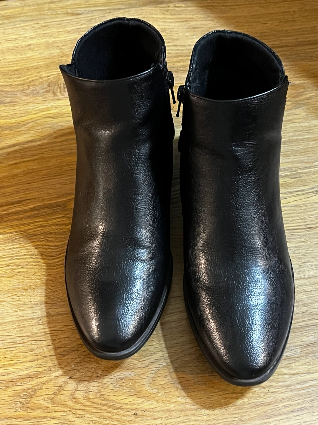 Baretraps Black Ankle Boots Size 8 1/2M - photo 5
