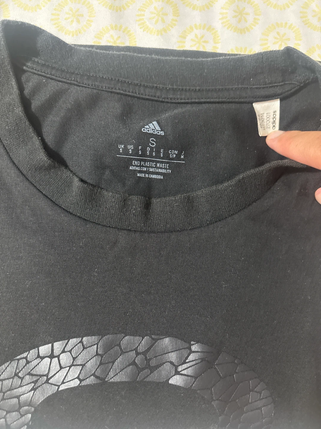 Adidas Black T-Shirt Size S