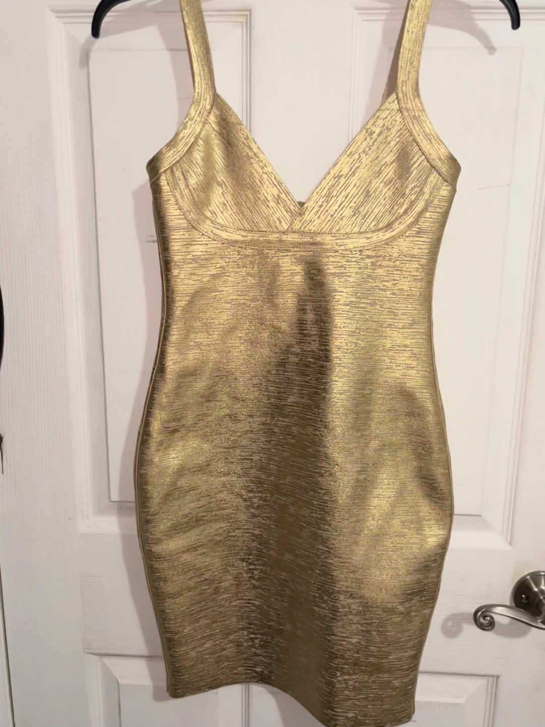 BELLA BARNETT Gold Metallic Bodycon Dress - photo 2