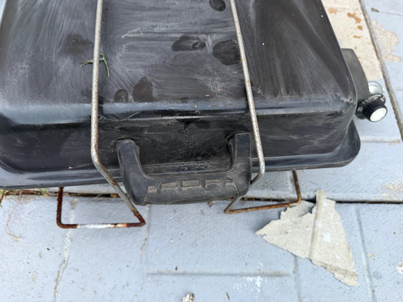 Portable Propane Grill - photo 3