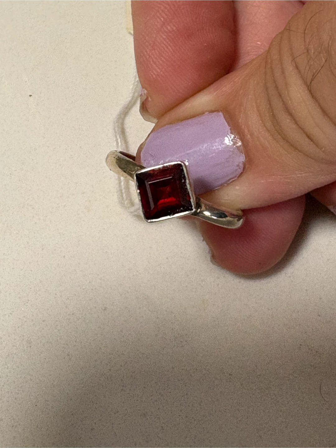 Sterling Silver Garnet Ring size 7 - photo 2