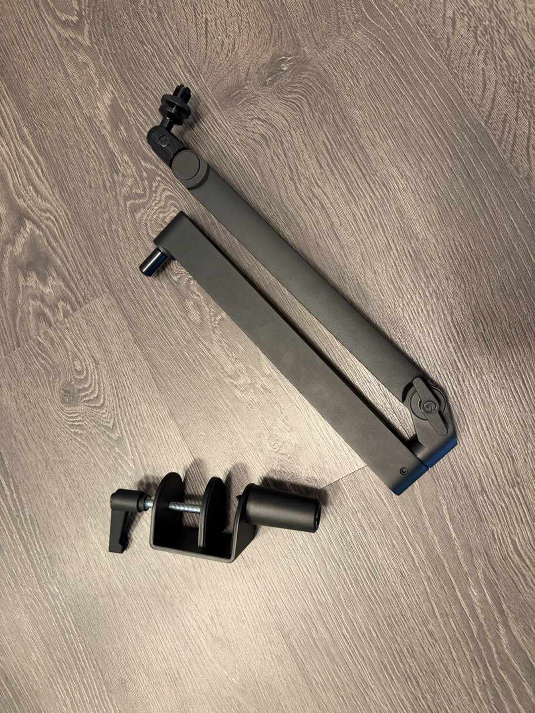 Elgato Low-Profile Mounting Arm
