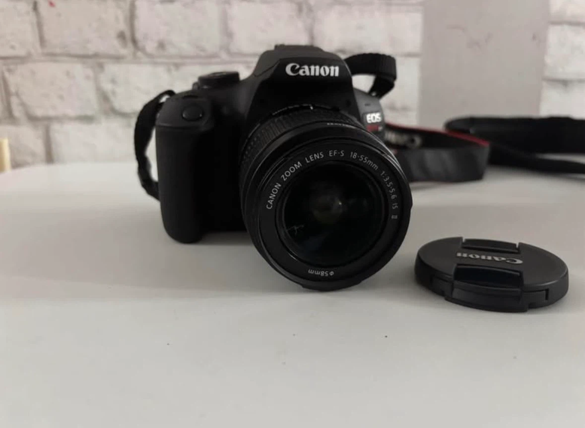 Canon Eos Rebel T7 and GoDox V350C Flashgun (Canon Compatible)