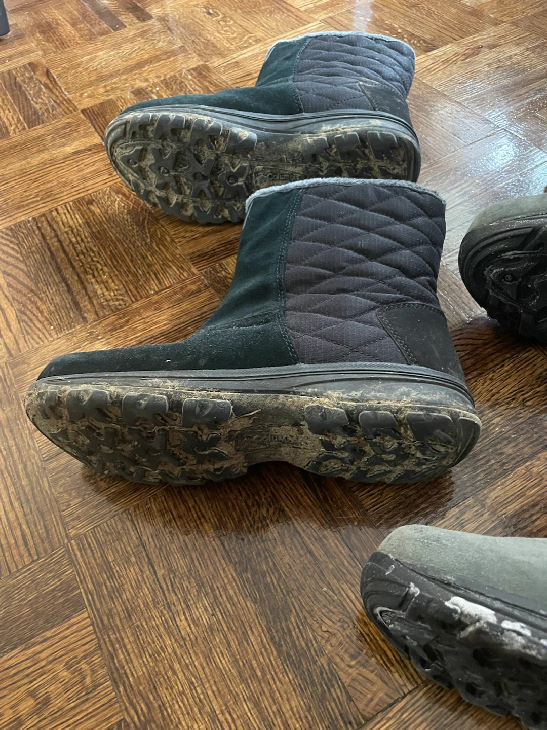 Columbia Winter Boots Women's US Size 8 - $10 each - photo 3