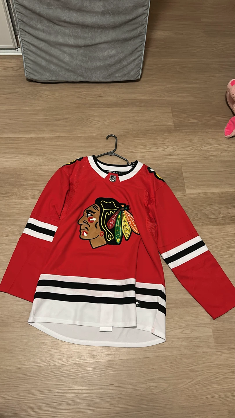 Adidas Chicago Blackhawks Hockey Jersey Size 52