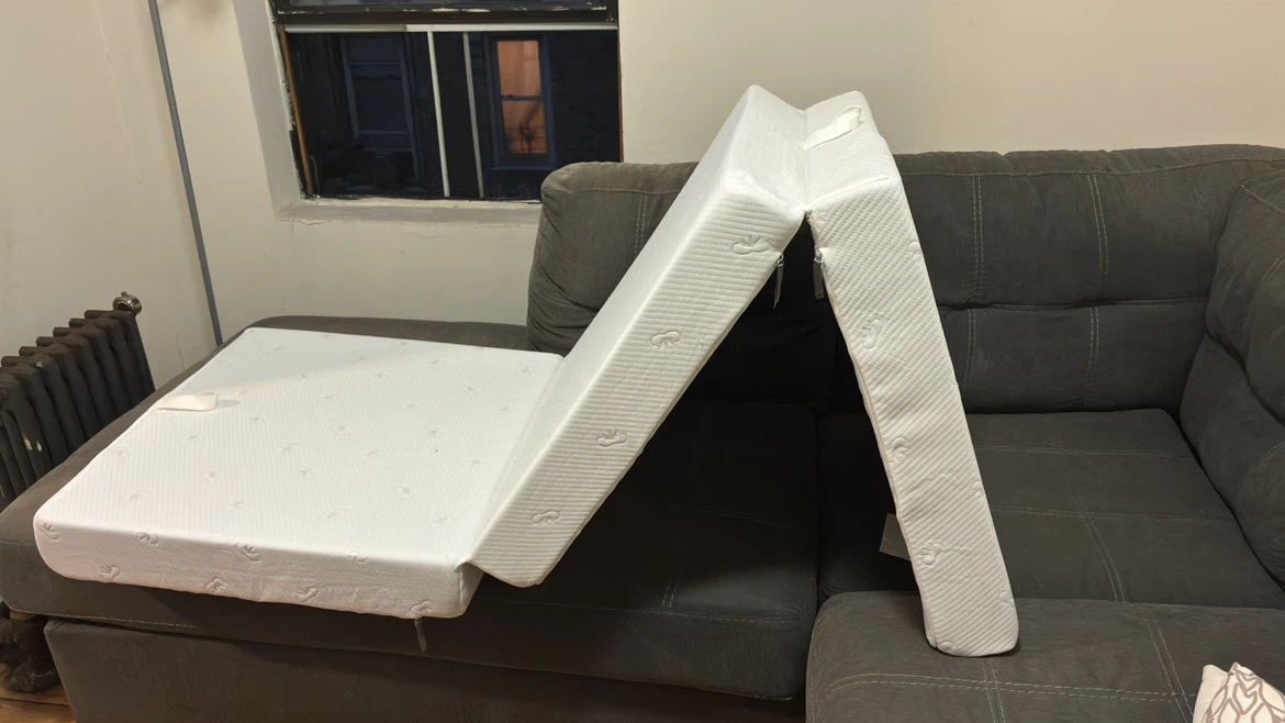 White Folding Mattress - photo 3