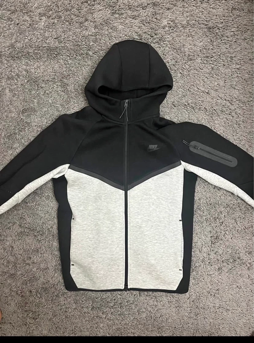 Nike Tech Fleece Full-Zip Hoodie - Black/Grey