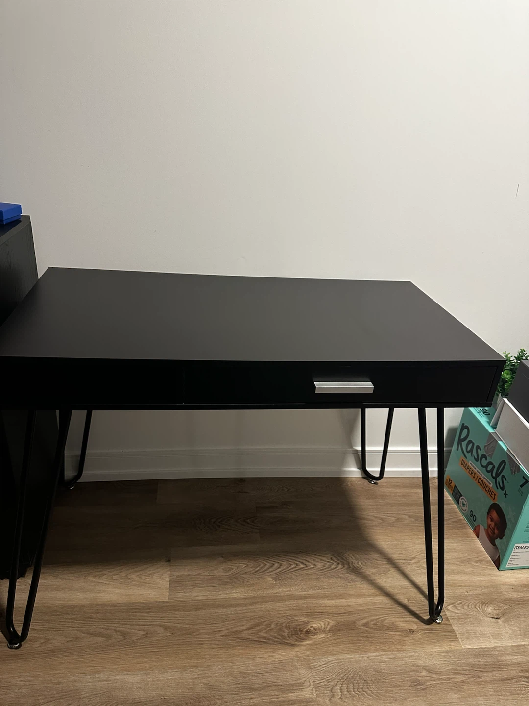 Black Desk with Drawer - photo 5