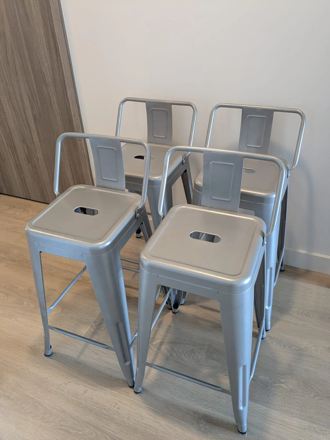 Set of 4 Silver Metal Bar Stools