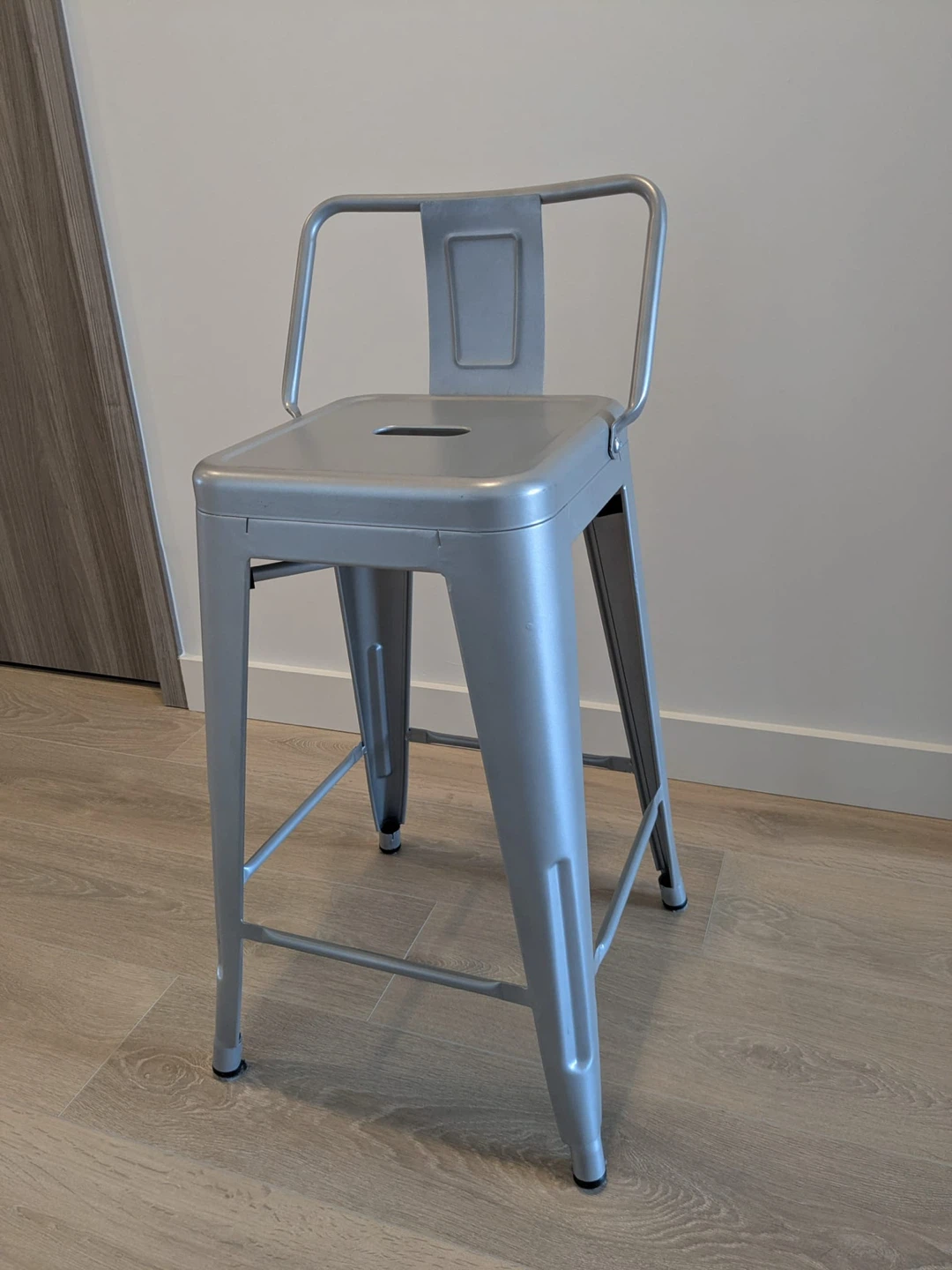 Set of 4 Silver Metal Bar Stools - photo 4