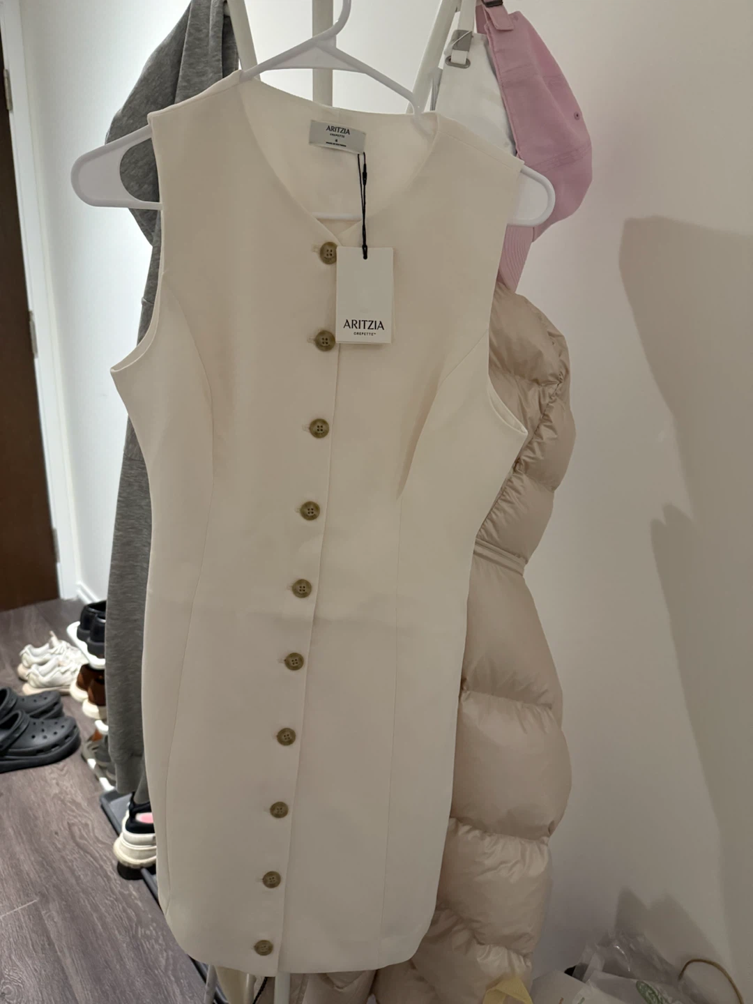 NWT Aritzia Regal Dress Crepette - Light Birch Size 6 - photo 2