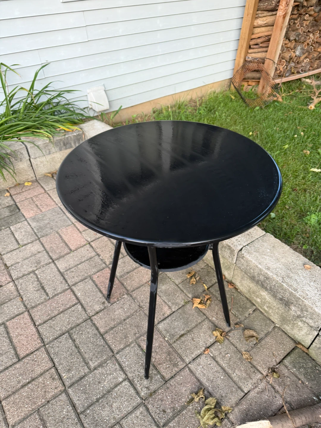 Black Round Side Table - photo 3