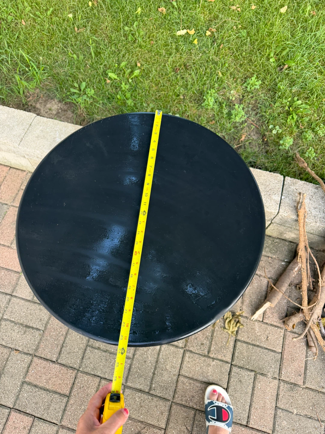 Black Round Side Table - photo 4