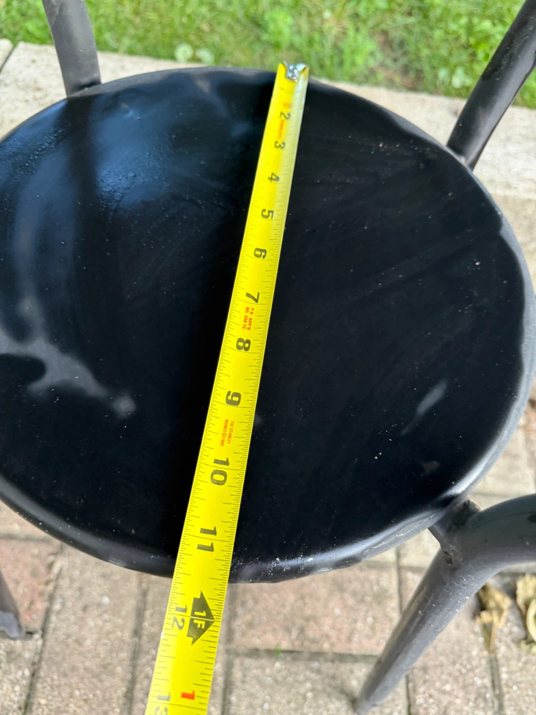 Black Round Side Table - photo 5