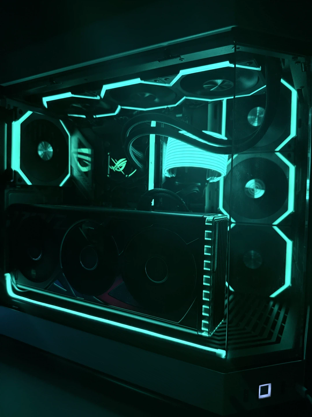 ROG Gaming PC | RTX 4070 Ti | i5-13600KF | 32GB DDR5 - photo 5