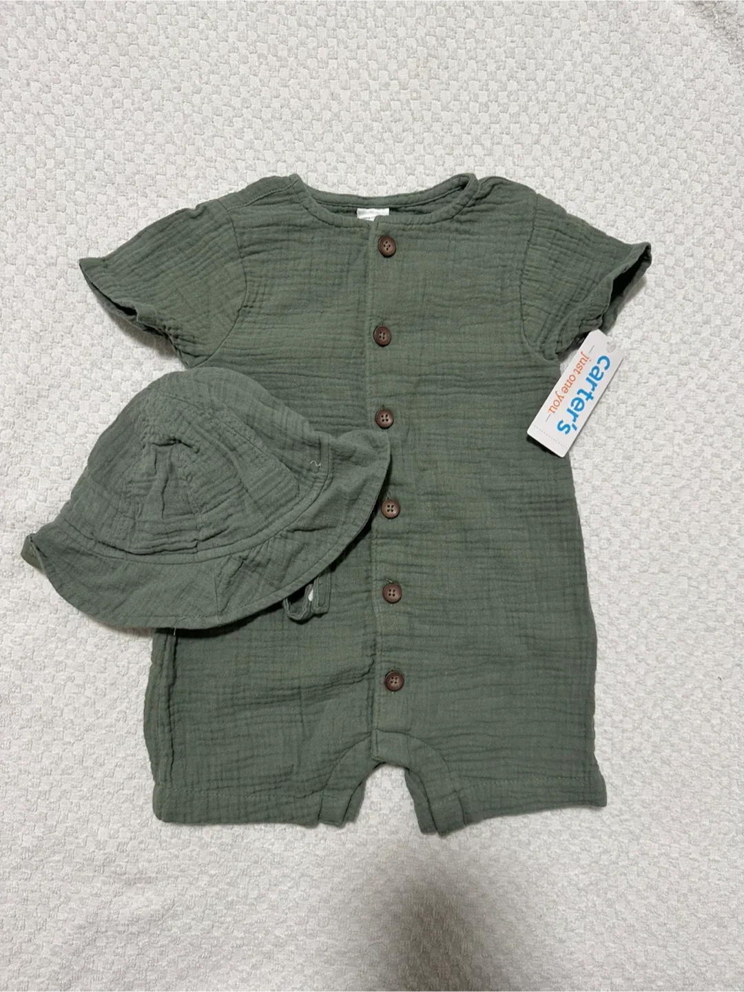 Carter's Baby Green Romper & Hat Set - 12 Months