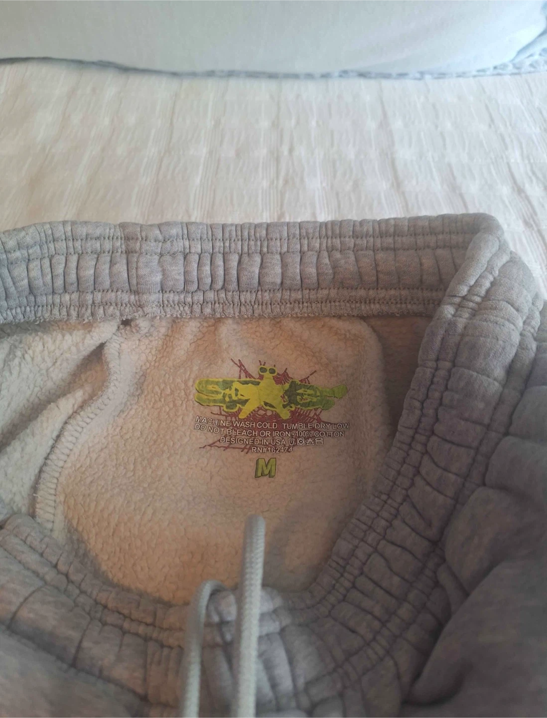 Grey sp5der sweatpants - photo 2