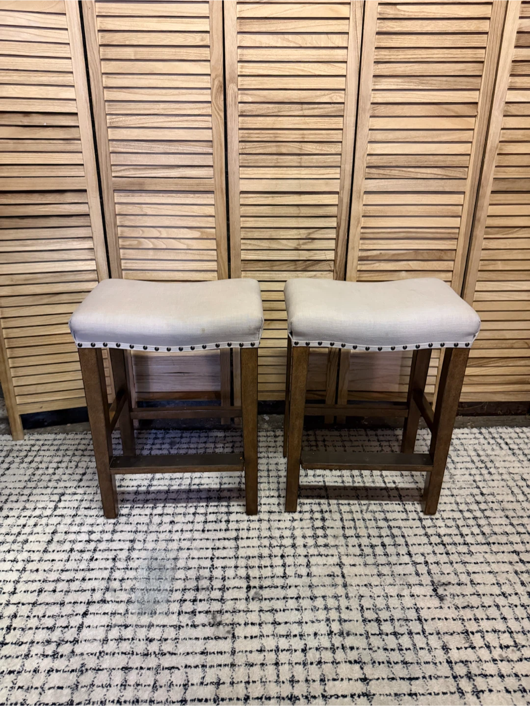 Pottery barn counter top stools